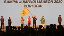 Menpora, Imam Nahrawi dan Perwakilan Portugal saat Penutupan Tafisa Games 2016 di Ancol Beach, Jakarta, Selasa (11/10/2016). (Bola.com/Nicklas Hanoatubun)