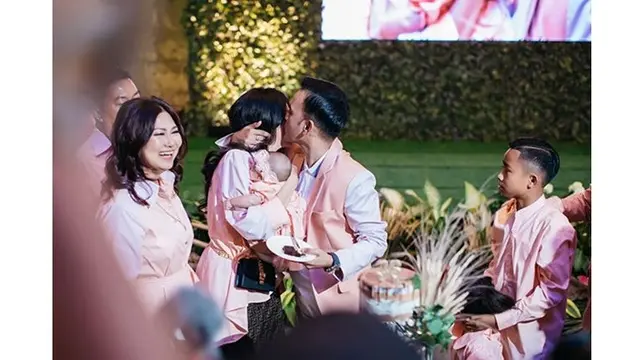 7 Potret Mewahnya Perayaan Ulang Tahun Ruben Onsu, Mirip Resepsi Pernikahan