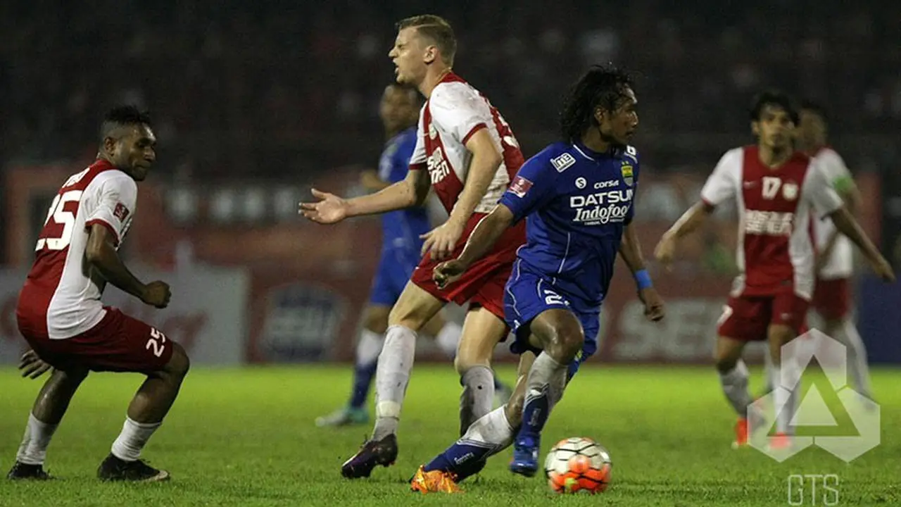 PSM Makassar Vs Persib Bandung