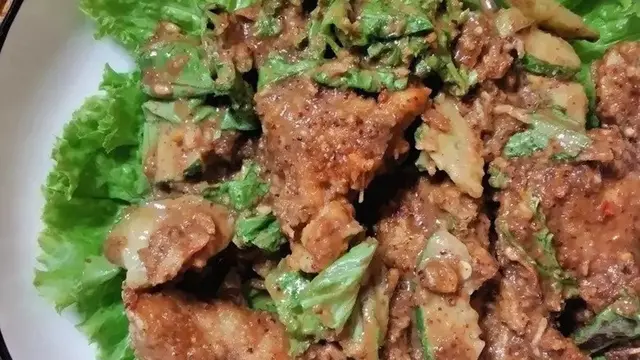 Resep rujak ayam bumbu kacang. (dok. Cookpad @AnieSaryono)