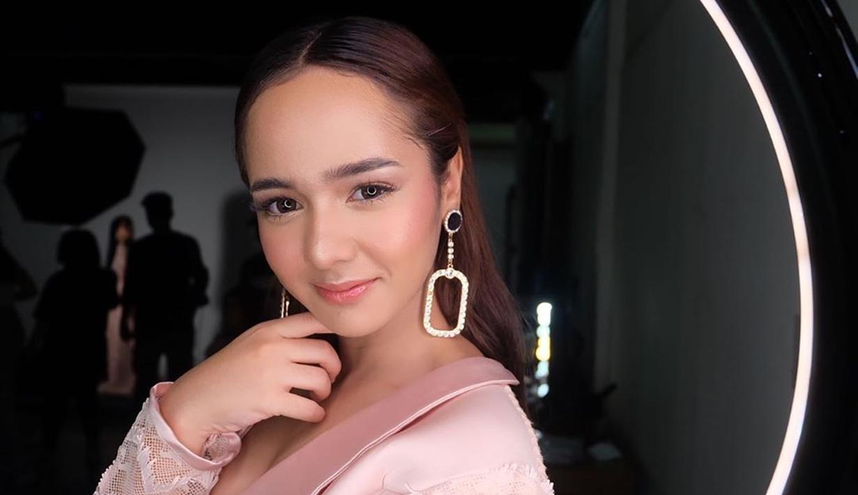 FOTO Cantiknya Dianda Sabrina yang Disebut Mirip Barbie 