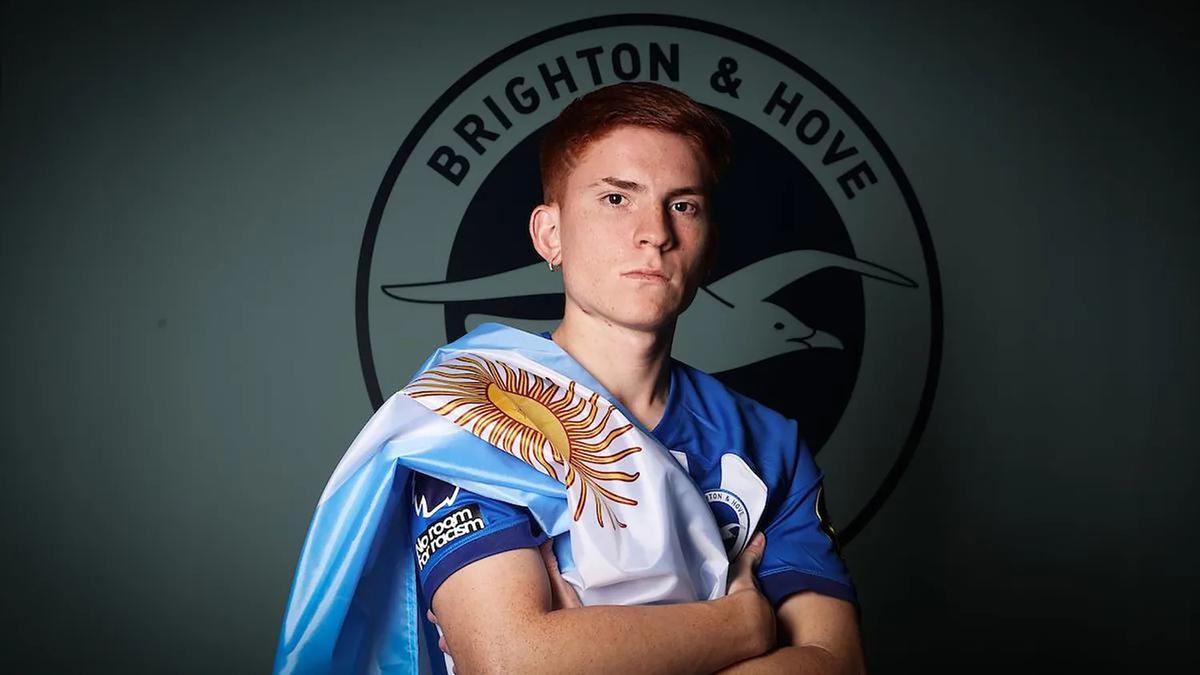 Transfer Valentin Barco, Apa yang Dilihat Chelsea dari Pemain yang Pernah Gagal di Brighton?