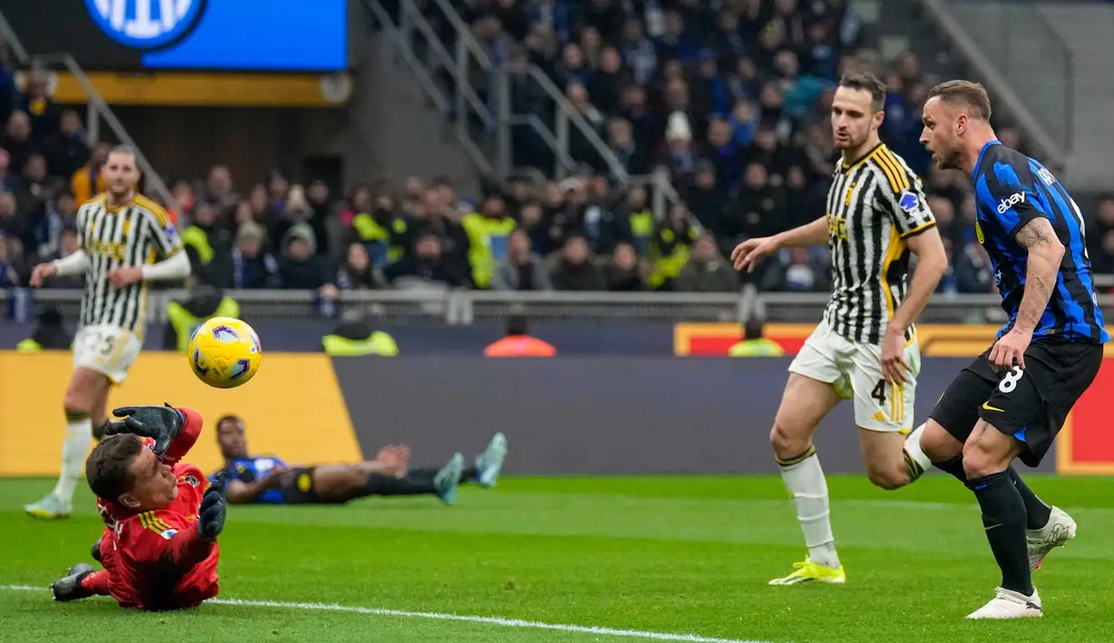 Beberapa peluang tercipta baik dari Inter Milan maupun Juventus. (AP Photo/Antonio Calanni)