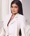 Dalam usia yang masih terbilang muda, Kylie Jenner sudah menjadi salah satu orang terkaya yang memiliki penghasilan tinggi. Tidak hanya terkenal di industri hiburan, Kylie pun juga seorang pegiat bisnis yang sukses. (Instagram/kyliejenner)