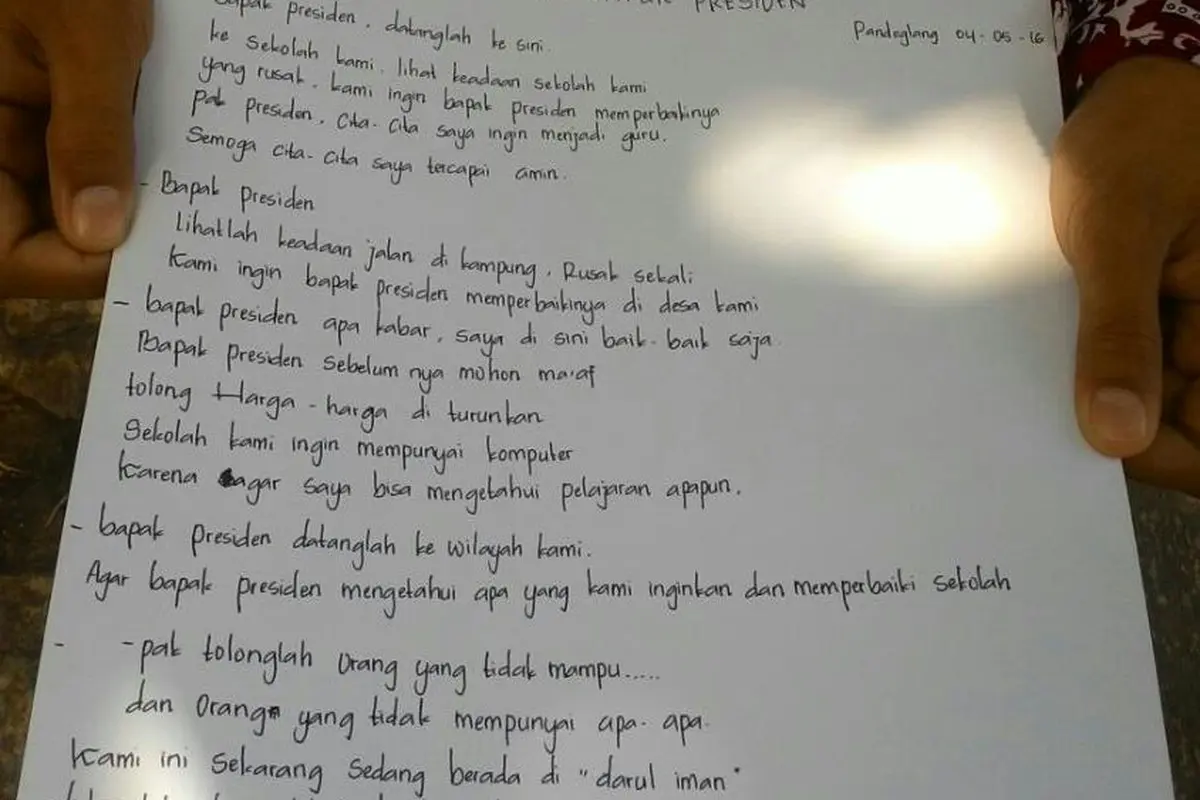 Pelajar Banten Menulis Surat ke Jokowi