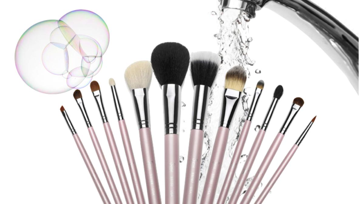 5 Cara Membersihkan Alat Makeup dengan Benar
