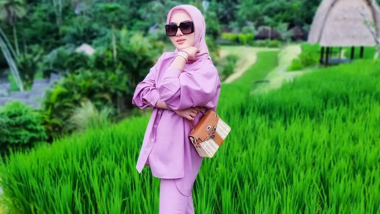 Potret 11 Koleksi Tas Hermes Milik Syahrini yang Harganya Tak lagi Ratusan Juta, tapi Miliaran