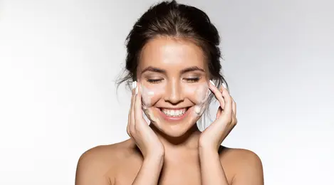 5 Cara Merawat Kulit Wajah Agar Tidak Kusam Dan Tetap Cerah Alami Beauty Fimela Com