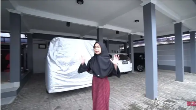 7 Potret Rumah Ayu Ting Ting, Berada di Dalam Gang