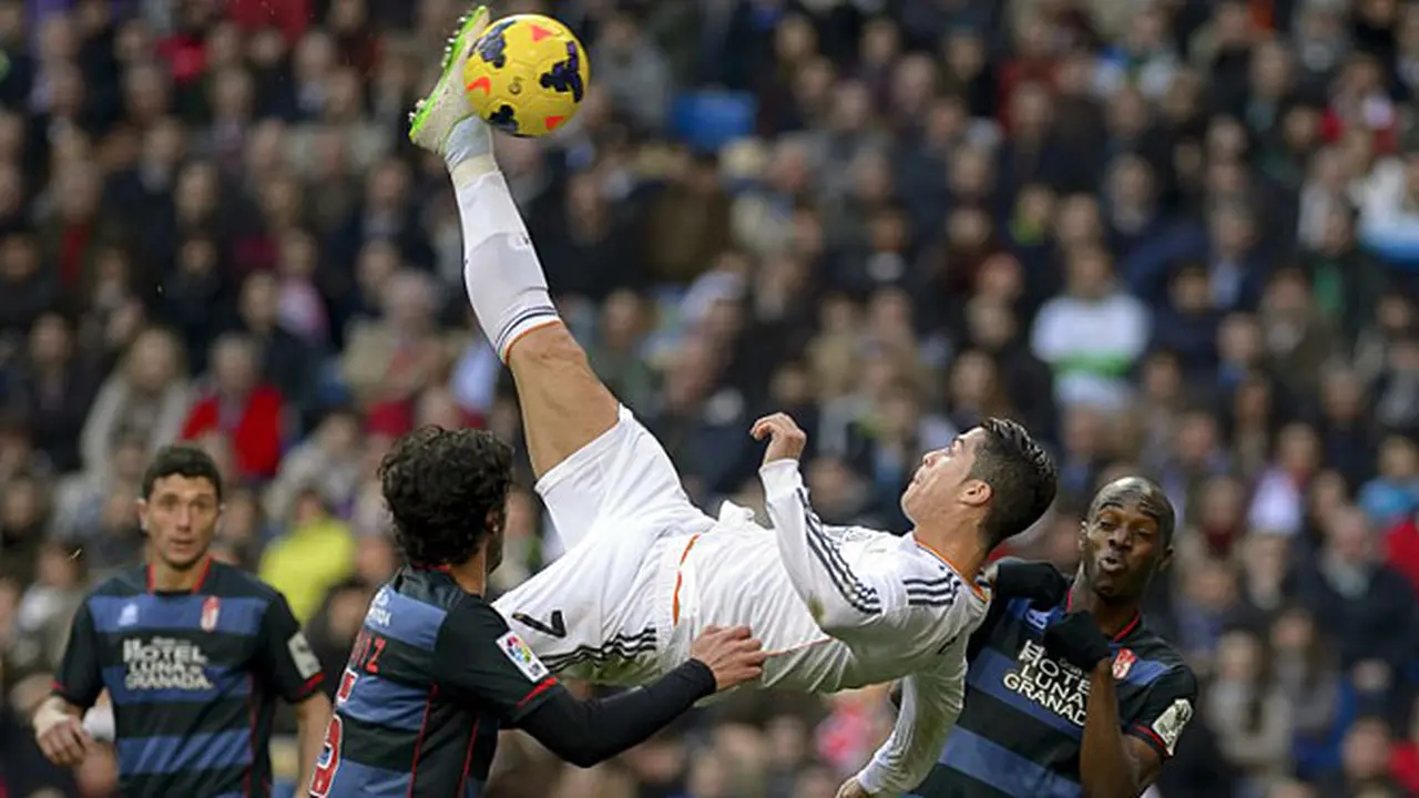 real-madrid-v-granada-140125c.jpg