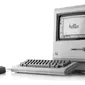 Komputer Macintosh pertama yang dirilis Apple, 35 tahun lalu. (Foto: Twitter @SteveJobs)