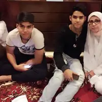 Maia Estianty bersama Al, El, dan Dul (Instagram/@maiaestiantyreal)