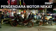 Meski sudah dilarang, beberapa pengendara sepeda motor masih ada yang nekat mudik melebihi kapasitas