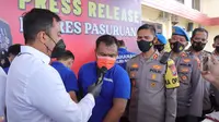 Salah satu pelaku curanmor di Pasuruan saat wawancara. (Dian Kurniawan/Liputan6.com).