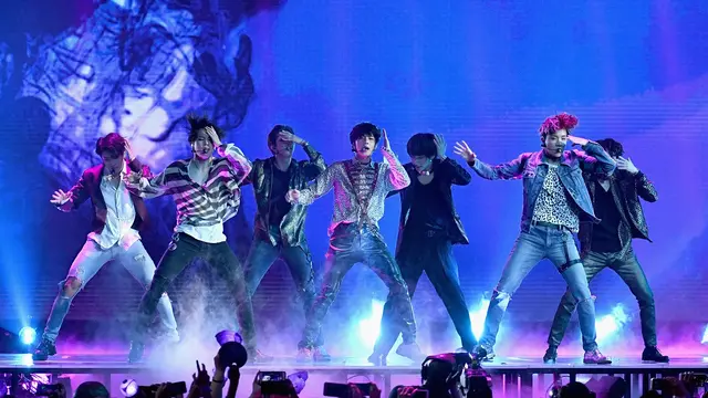 [Bintang] BTS Kembali Dinobatkan Jadi Top Social Artist di Billboard Music Awards 2018