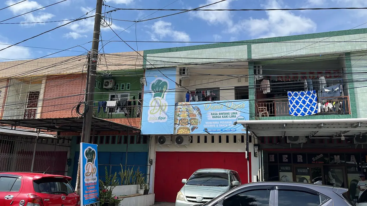 Warung makan di Makassar dapat kiriman teror bangkai kepala kambing. (Liputan6.com/Fauzan)
