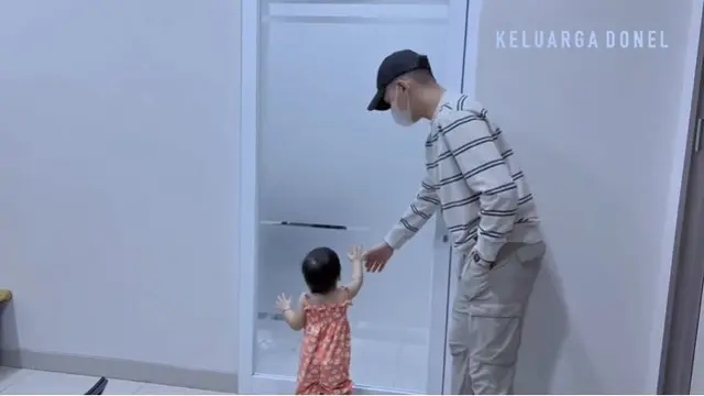 7 Momen Nella Kharisma Jalani USG Kandungan, Ditemani Suami dan Anak