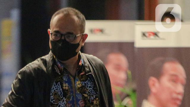 Ekspresi Lelah Ayah Mario Dandy Rafael Alun Trisambodo Usai Diperiksa KPK Selama 8 Jam