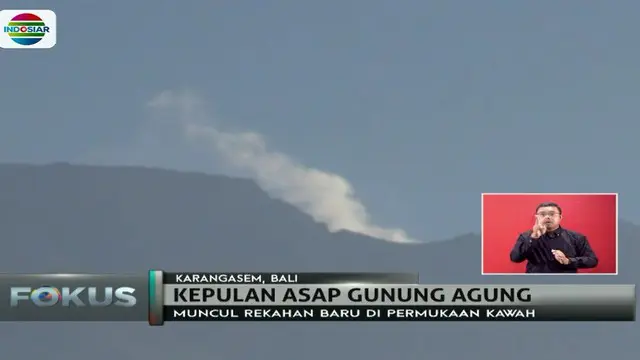 Muncul Rekahan Baru di Permukaan Kawah Gunung Agung 