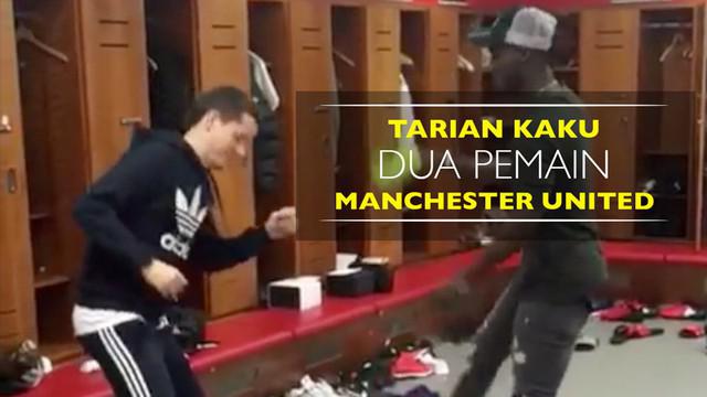 Video tarian kaku dua pemain Manchester United, Eric Bailly dan Ander Herrera, untuk merayakan Natal 2016.