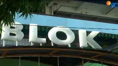 Para pedagang toko yang masih setia berjualan di dalam Pasar Blok G justru mengaku mengalami kerugian.