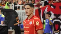 Van Basty Sousa ketika bertanding&nbsp;dalam pertandingan persahabatan pramusim antara Persija Jakarta melawan Arema FC yang berlangsung di Jakarta International Stadium (JIS), Jakarta (26/07/2025) malam WIB. (Bola.com/Abdul Aziz)