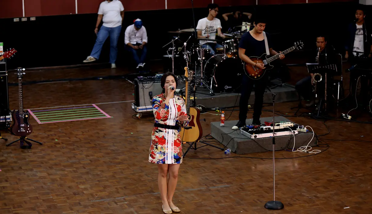 Raisa sedang melakukan general rehearsal konsernya yang bertajuk Pemeran Utama (Foto: Wimbarsana/Bintang.com)