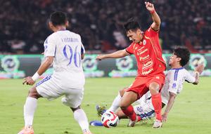 Persija Jakarta Vs Arema FC. (Bola.com/Abdul Aziz).
