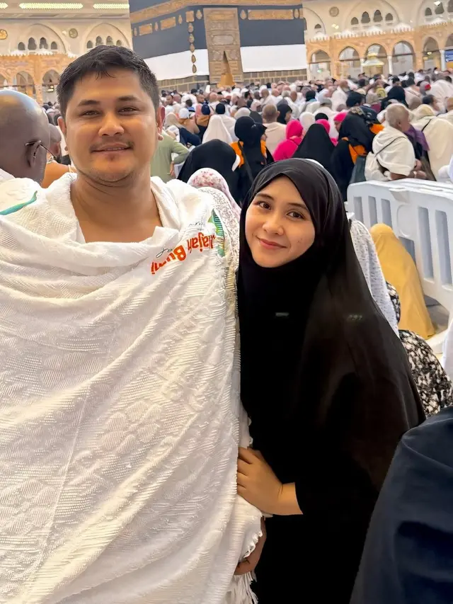 Ryana Dea saat Melaksanakan Haji 2025