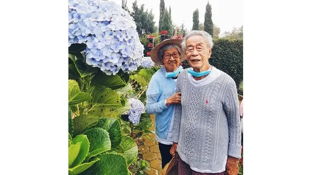 6 Potret Mesra Kakek dan Nenek yang Sudah 60 Tahun Menikah, Bukti Cinta Sejati