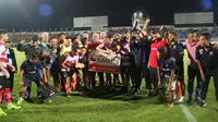 Madura United juara Suramadu Super Cup. (Liputan6.com/Musthofa Aldo)