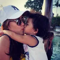 Ayu Ting Ting dan Bilqis Khumairah Razak (Instagram/@ayutingting92)