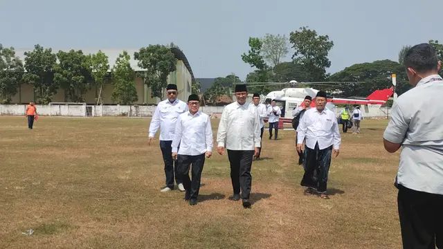Bakal calon presiden dan wakil presiden dari Koalisi Perubahan Anies Baswedan dan Muhaimin Iskandar (Cak Imin) tiba di Jombang, Jawa Timur, Jumat (29/9/2023). (Winda Nelfira/Liputan6.com).
