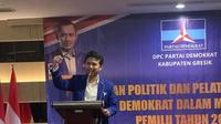 Plt ketua DPD Demokrat Jatim, Emil Dardak mengajak segenap peserta diklat DPC Gresik untuk meluruskan niat berpolitik demi kemaslahatan rakyat.