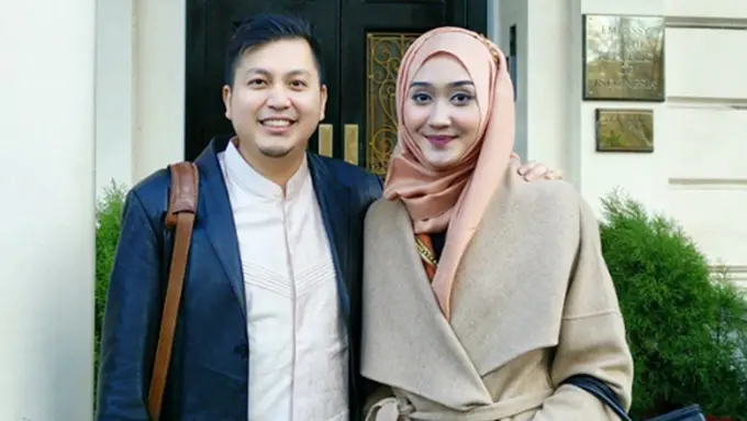 [Bintang] Dian Pelangi dan Tito Haris Prasetyo