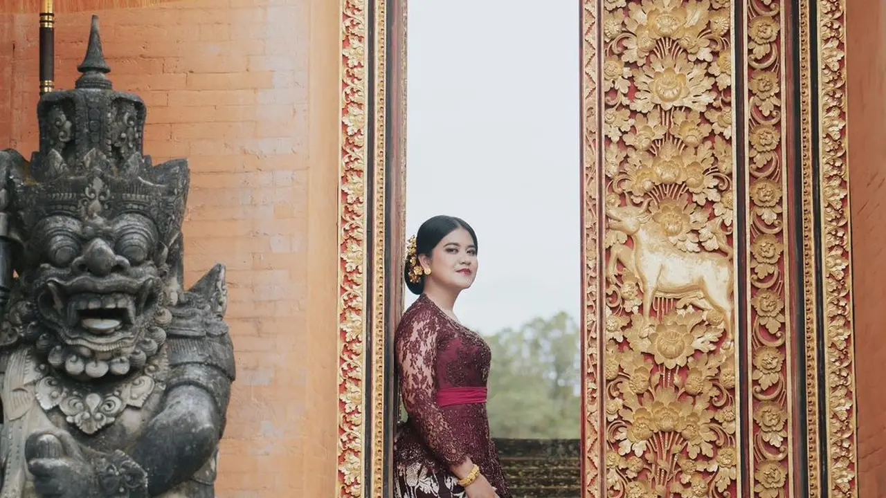 Potret Kahiyang Ayu Rayakan Hari Raya Nyepi dengan Kebaya Bali, Kompak dengan Dua Buah Hati
