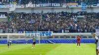 Jelang Bentrok dengan Persija di BRI Liga 1, Persib Didukung Ribuan Bobotoh pada Sesi Latihan