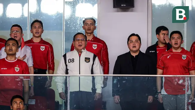 Presiden Prabowo Subianto menyaksikan pertandingan Timnas Indonesia Vs Bahrain di Stadion Utama Gelora Bung Karno