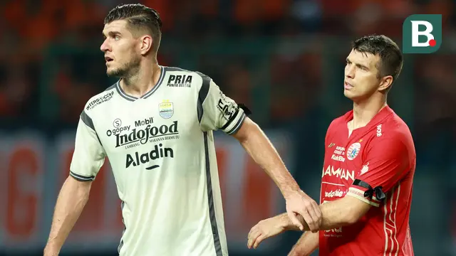 Foto: Persija Jakarta Kalahkan Persib Bandung 2-0