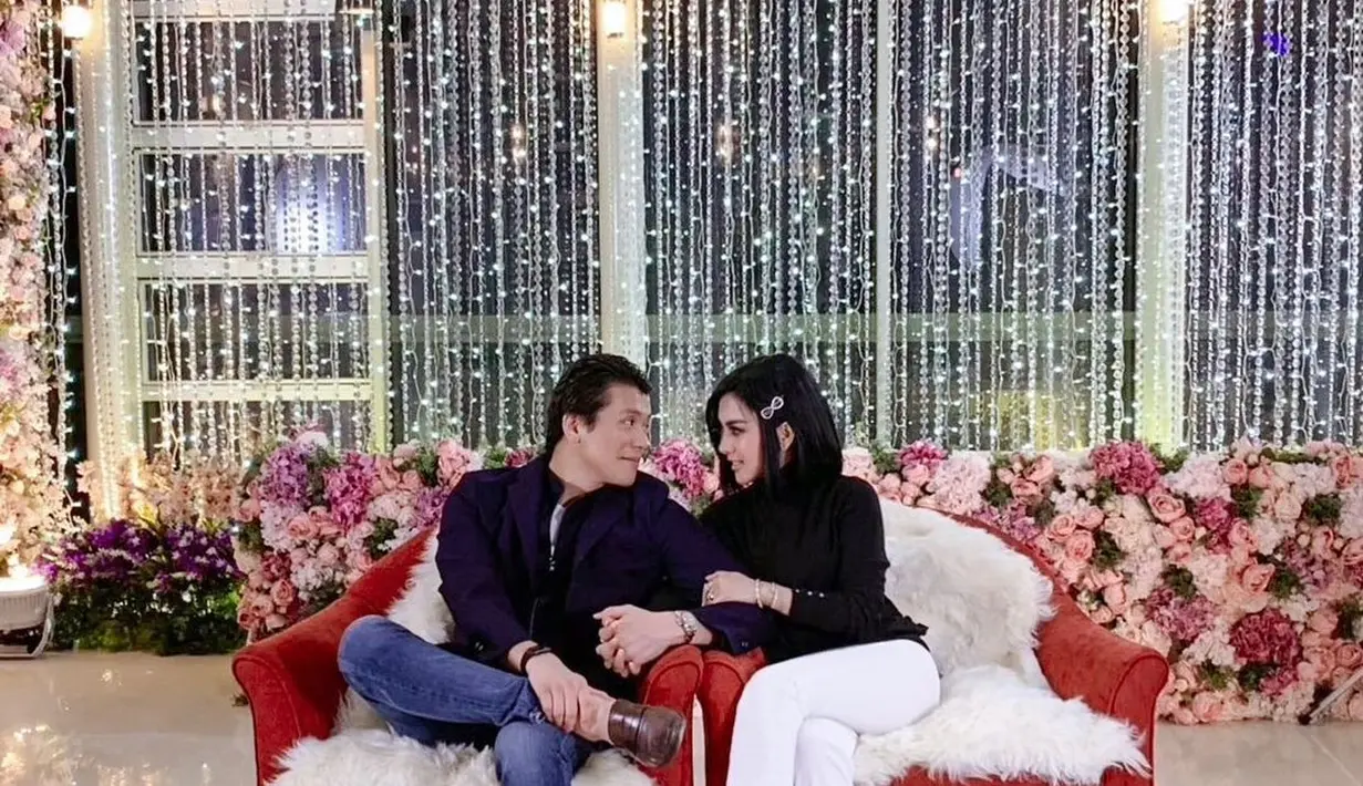 Syahrini dan Reino Barack (Instagram/princessyahrini)