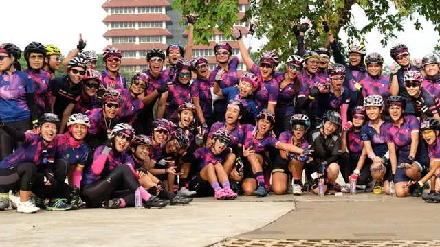 [Fimela] Women Cycling Community: Kumpulan perempuan kece yang hobi ngegowes