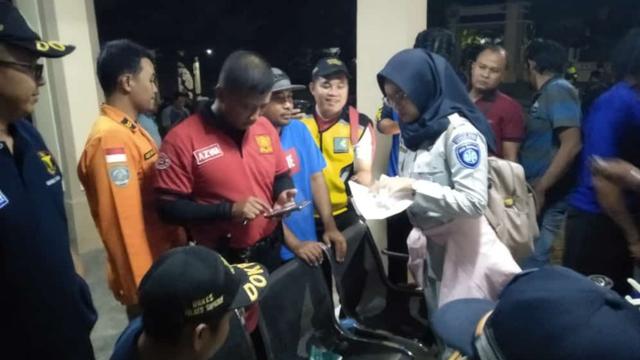 Jasa Raharja Serahkan Santunan Korban Meninggal Kecelakaan KM. Santika Nusantara
