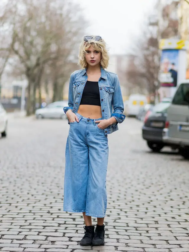 [bintang] 7 Inspirasi Pakai Crop Top Tanpa Harus Malu Sama Umur