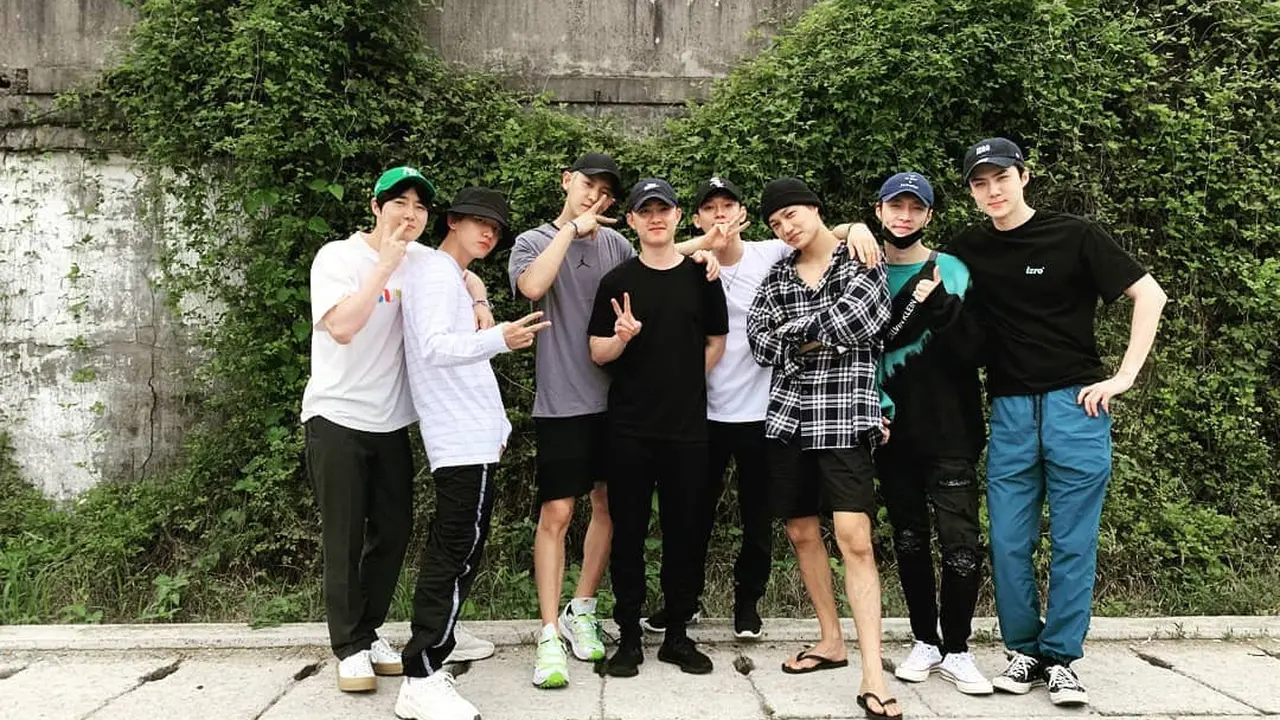 EXO