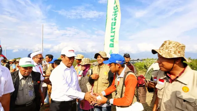 Menteri Pertanian Amran Sulaiman mengunjungi Palu