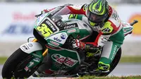 Pembalap LCR Honda, Cal Crutchlow ikut khawatir jelang persaingan di MotoGP 2018. (MOHD RASFAN / AFP)