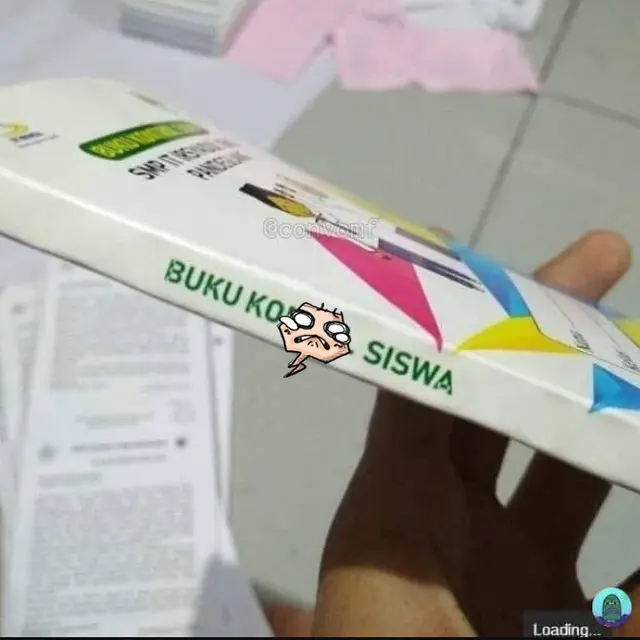6 Tulisan Nyeleneh di Buku Pelajaran Siswa Ini Bikin Tepuk Jidat