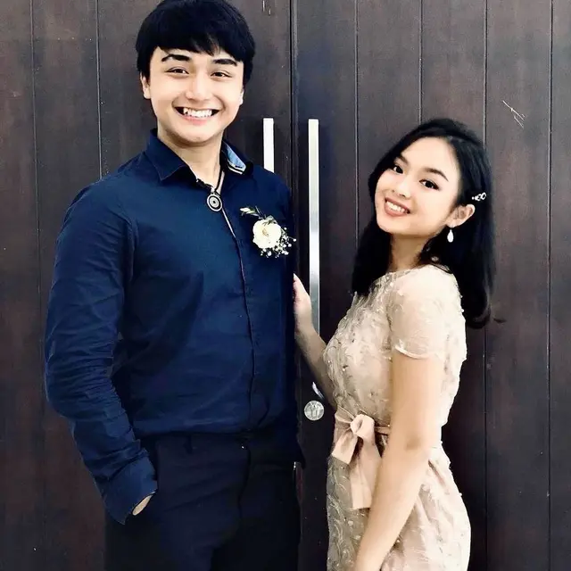 Orangtuanya Bercerai, 6 Kakak Adik Artis Ini Kompak Sejak Kecil