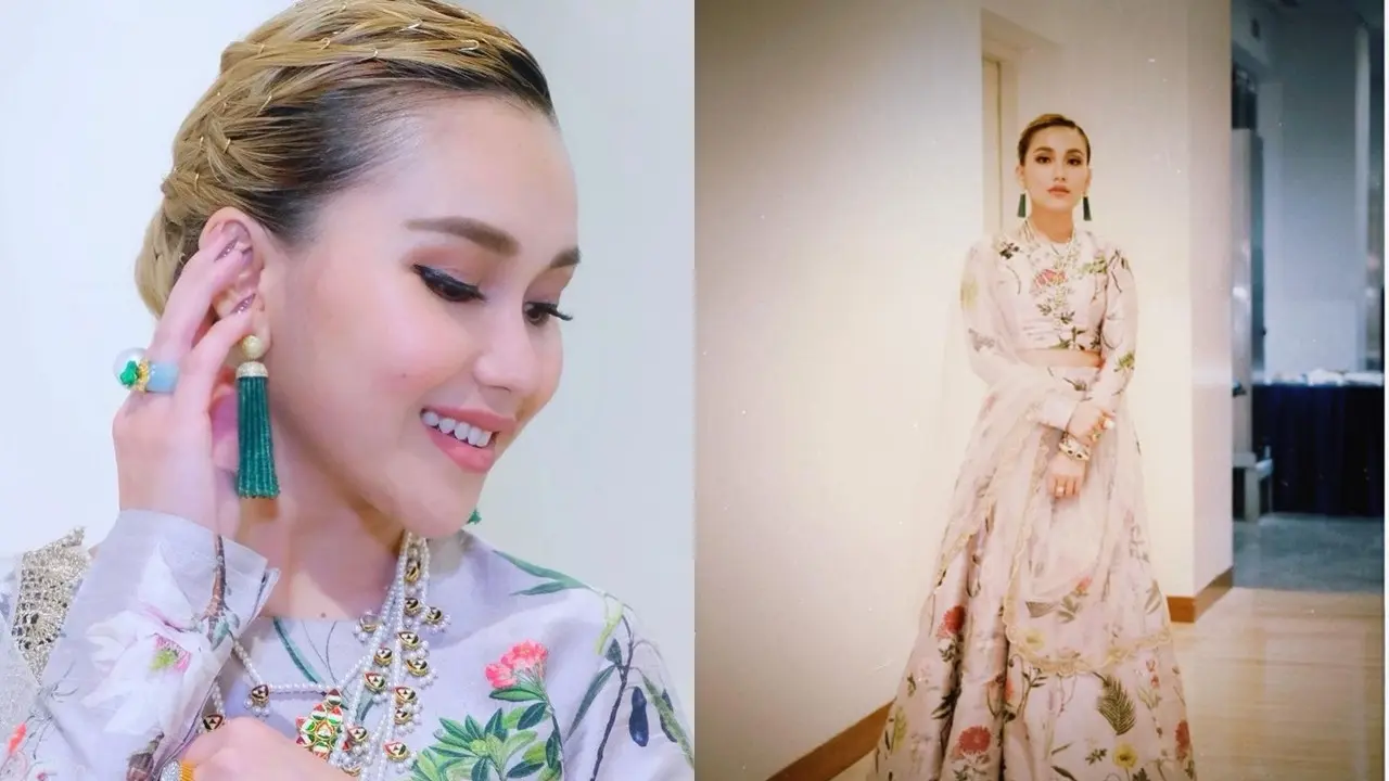 Ayu Ting Ting Pakai Gaun India