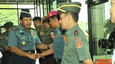 Citizen6, Jakarta: Dalam amanatnya, Panglima TNI mengatakan bahwa makna sebuah kenaikan pangkat Prajurit TNI, pada hakekatnya merupakan suatu wujud penghargaan Negara dan TNI atas prestasi yang telah dicapai. (Pengirim: Badarudin Bakri).